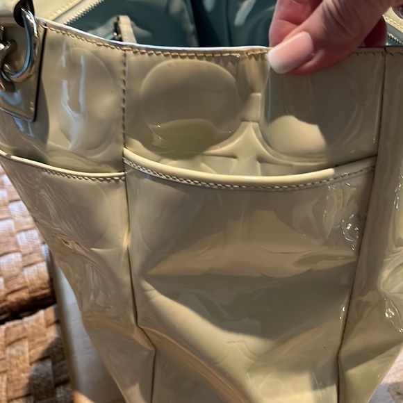 COACH CREAM COLORED - Picture 4 of 9